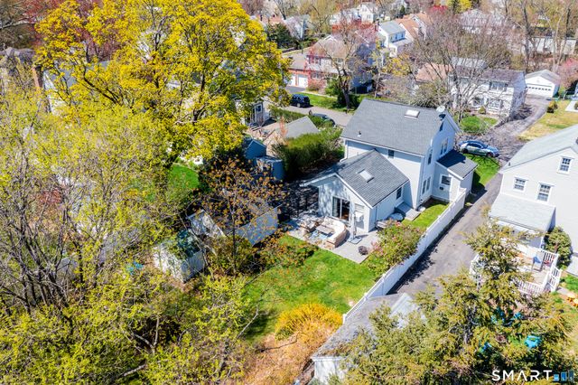 13 Ledge Lane, Stamford, CT 06905