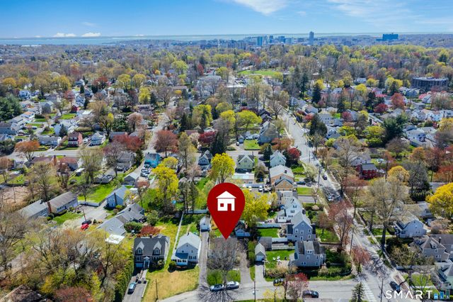 13 Ledge Lane, Stamford, CT 06905