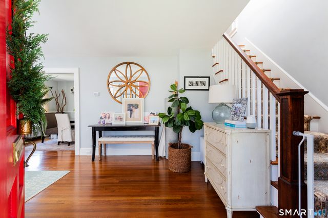 13 Ledge Lane, Stamford, CT 06905