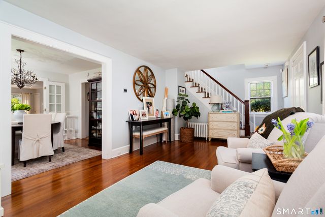 13 Ledge Lane, Stamford, CT 06905