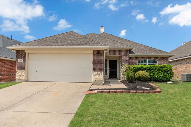 4601 Indian Rock Drive, Fort Worth, TX 76244