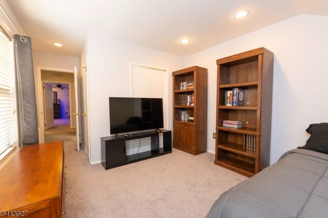 258 De Rose Ct 258, West Orange Twp., NJ 07052