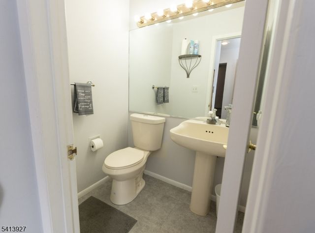 258 De Rose Ct 258, West Orange Twp., NJ 07052