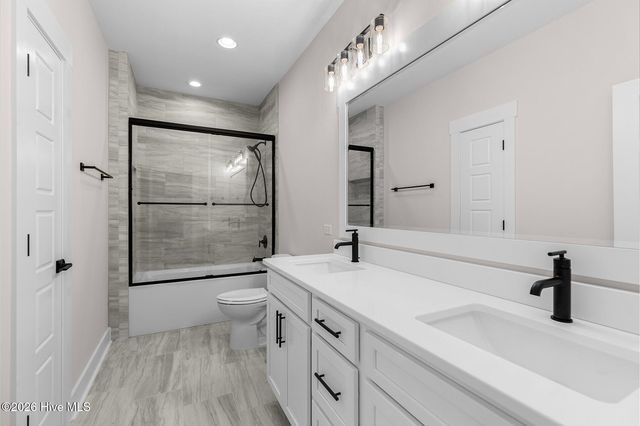 629 Vale Drive, Wilmington, NC 28411