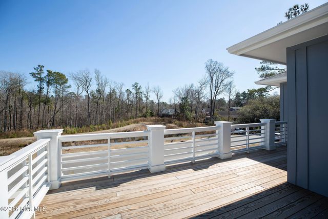 629 Vale Drive, Wilmington, NC 28411
