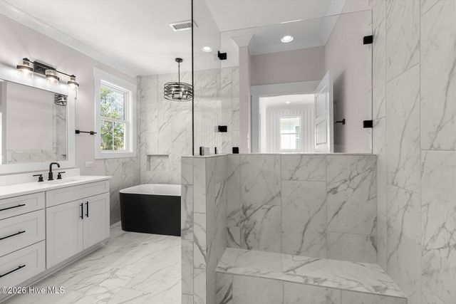 629 Vale Drive, Wilmington, NC 28411