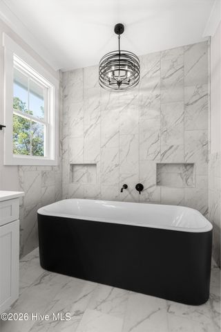 629 Vale Drive, Wilmington, NC 28411