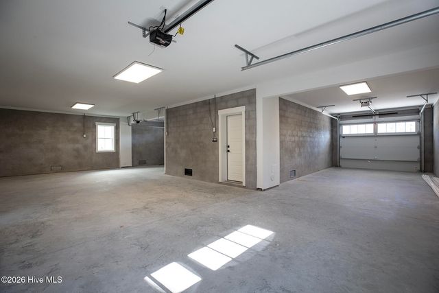 629 Vale Drive, Wilmington, NC 28411