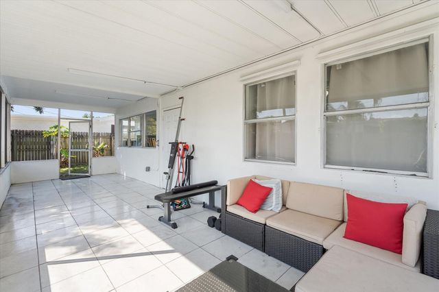 3300 NW 33rd Court, Lauderdale Lakes, FL 33309