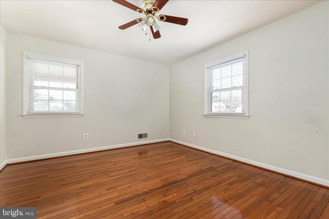 7201 SYDENSTRICKER RD, Springfield, VA 22152