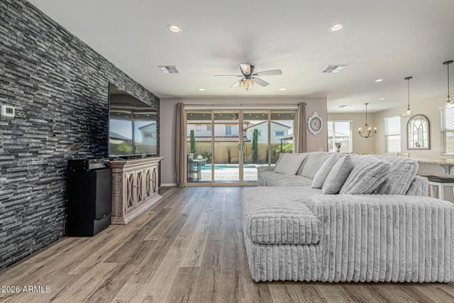 17335 W BLUE SKY Drive, Surprise, AZ 85387