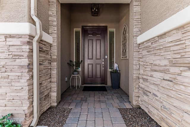 17335 W BLUE SKY Drive, Surprise, AZ 85387