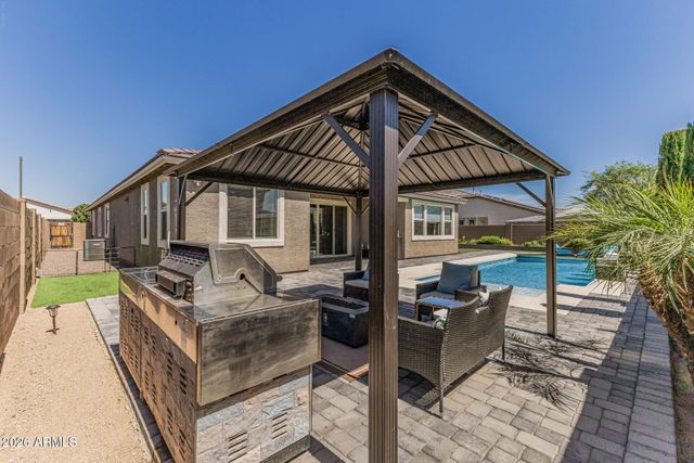 17335 W BLUE SKY Drive, Surprise, AZ 85387