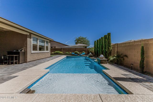 17335 W BLUE SKY Drive, Surprise, AZ 85387