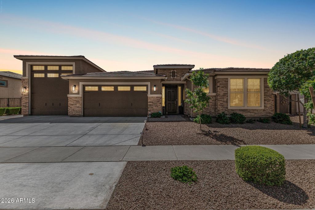 17335 W BLUE SKY Drive, Surprise, AZ 85387