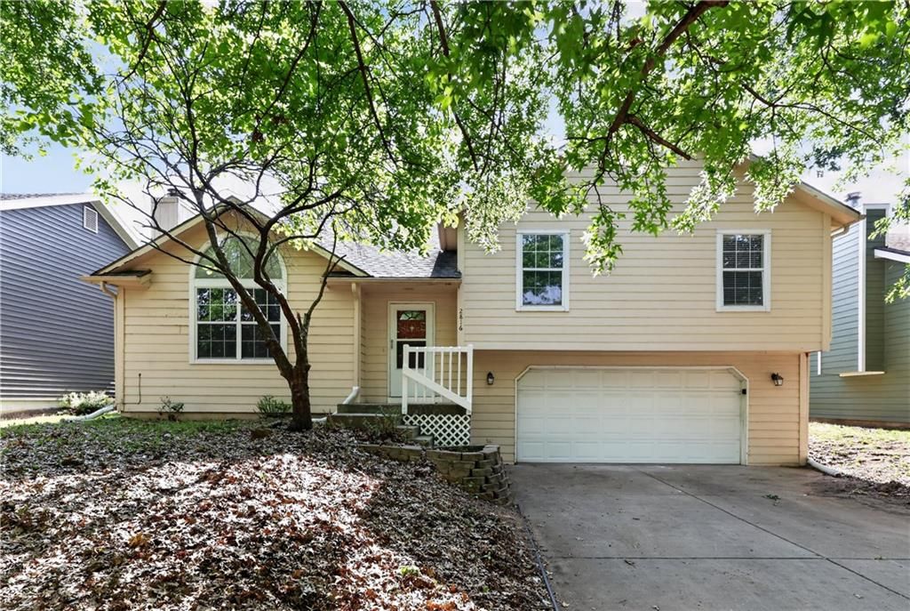 2816 S Lankford Drive, Lawrence, KS 66046