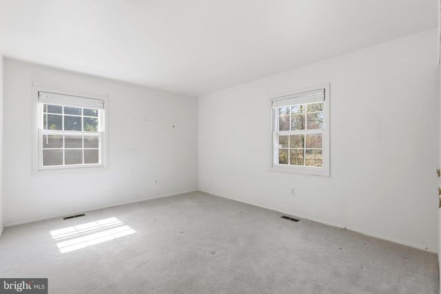 10 FIRESIDE CT, Willingboro, NJ 08046