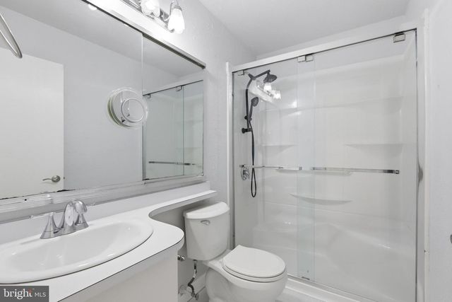 10 FIRESIDE CT, Willingboro, NJ 08046