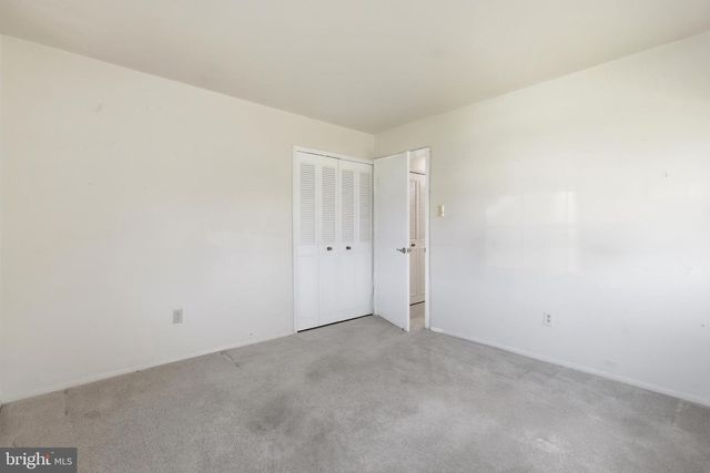 10 FIRESIDE CT, Willingboro, NJ 08046