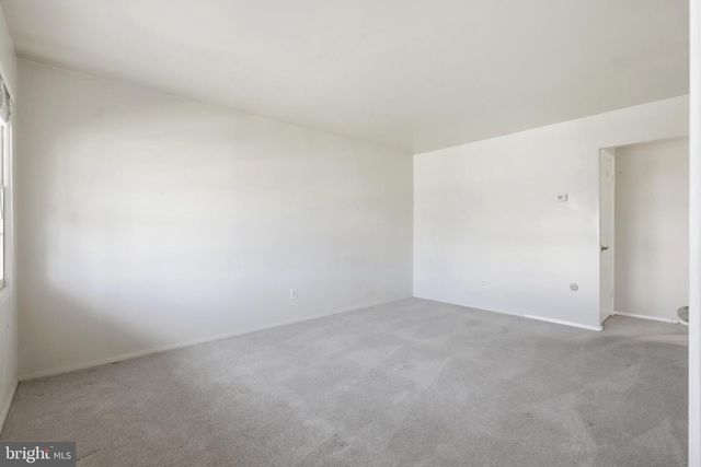 10 FIRESIDE CT, Willingboro, NJ 08046