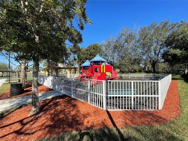 4304 SW 131st Lane 13102, Miramar, FL 33027