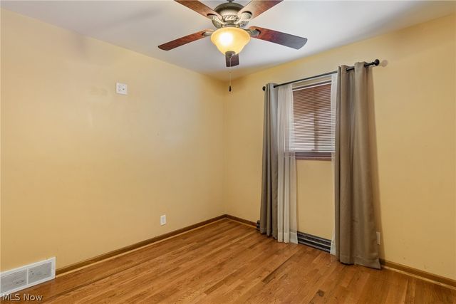 275 N Revere Road, Akron, OH 44333
