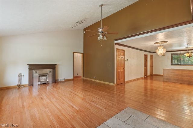 275 N Revere Road, Akron, OH 44333
