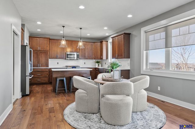 6930 NW 3rd Street, Lincoln, NE 68521