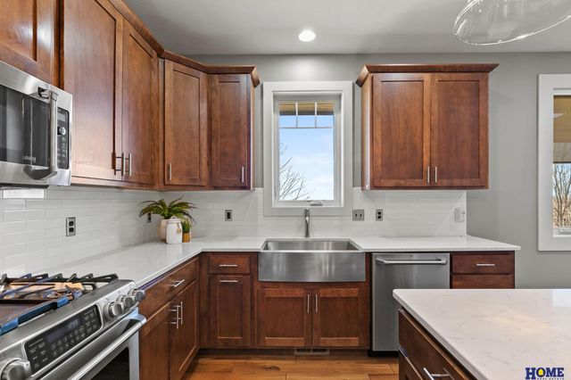 6930 NW 3rd Street, Lincoln, NE 68521