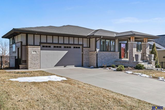 6930 NW 3rd Street, Lincoln, NE 68521