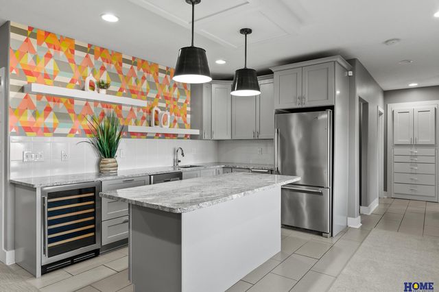 6930 NW 3rd Street, Lincoln, NE 68521