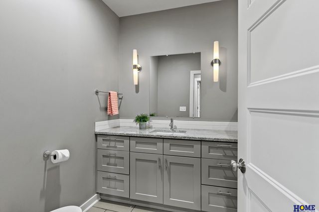 6930 NW 3rd Street, Lincoln, NE 68521