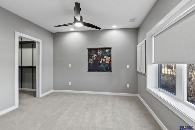 6930 NW 3rd Street, Lincoln, NE 68521