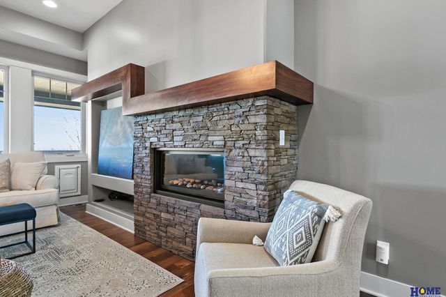 6930 NW 3rd Street, Lincoln, NE 68521