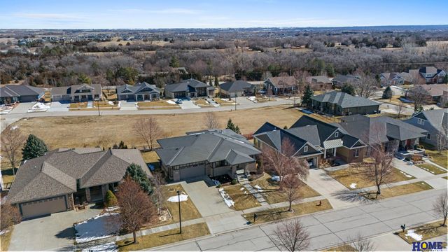 6930 NW 3rd Street, Lincoln, NE 68521