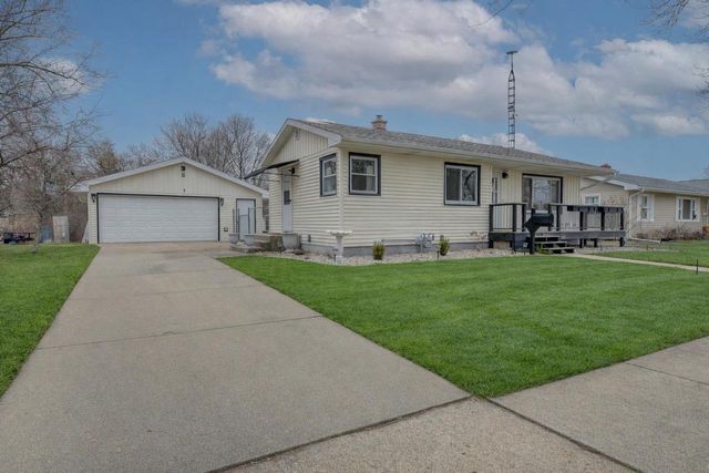 1513 S Marion Avenue, Janesville, WI 53546