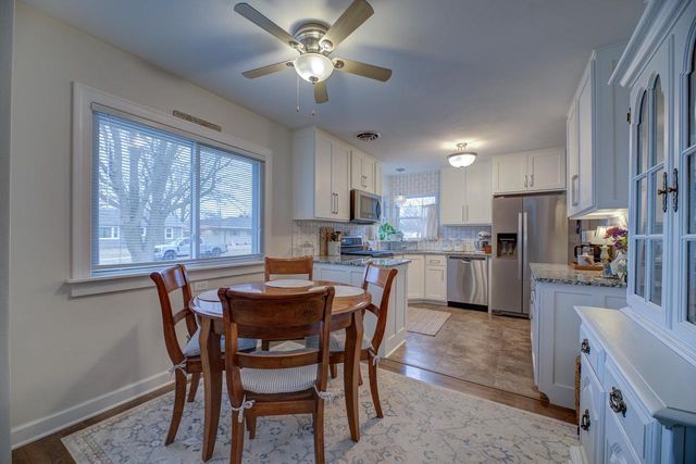 1513 S Marion Avenue, Janesville, WI 53546