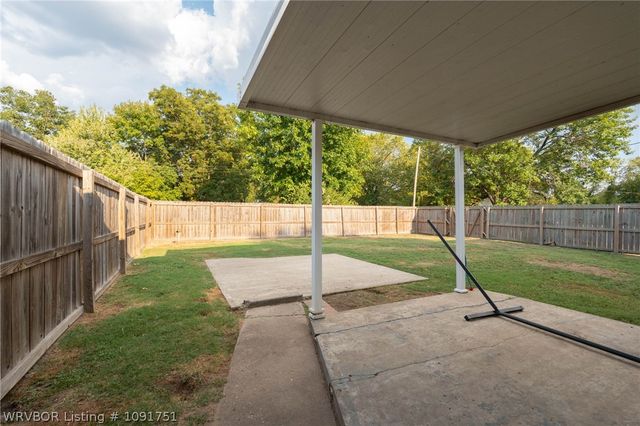 6901 S 9th Street, Fort Smith, AR 72908