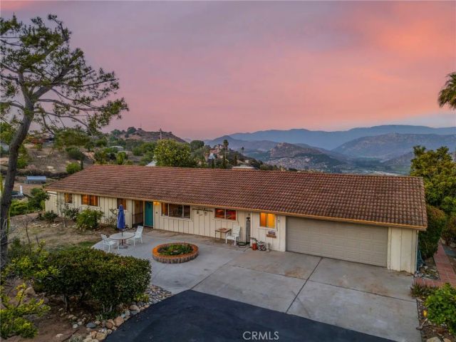 3242 Sage Road, Fallbrook, CA 92028