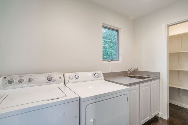 624 Edgefield Road, Fort Worth, TX 76107