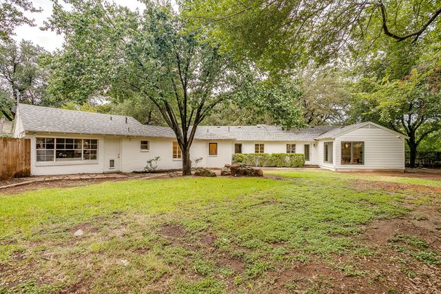 624 Edgefield Road, Fort Worth, TX 76107