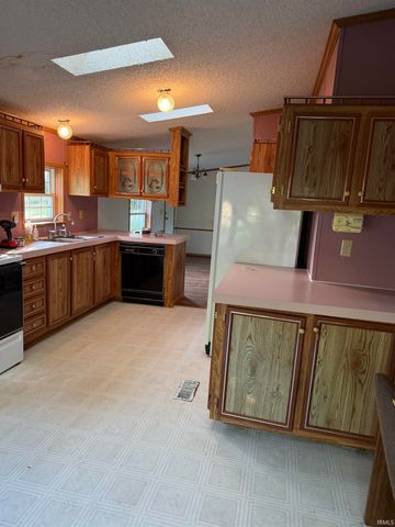 5737 N SR 67, Muncie, IN 47303