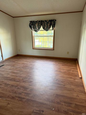 5737 N SR 67, Muncie, IN 47303