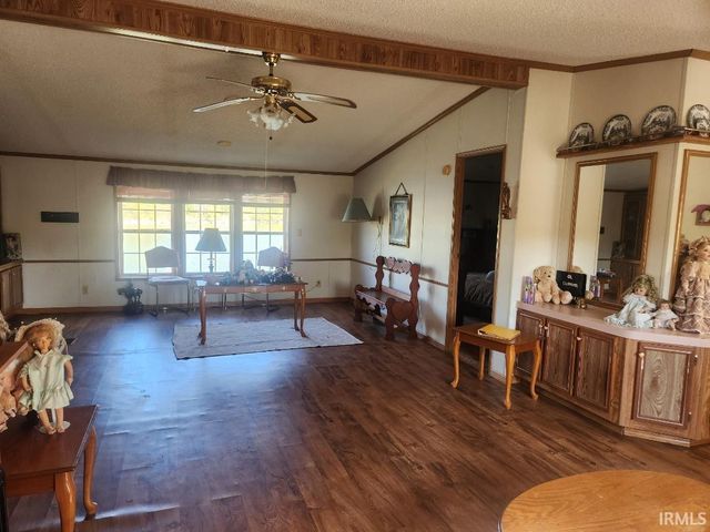 5737 N SR 67, Muncie, IN 47303