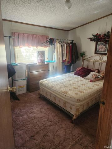 5737 N SR 67, Muncie, IN 47303