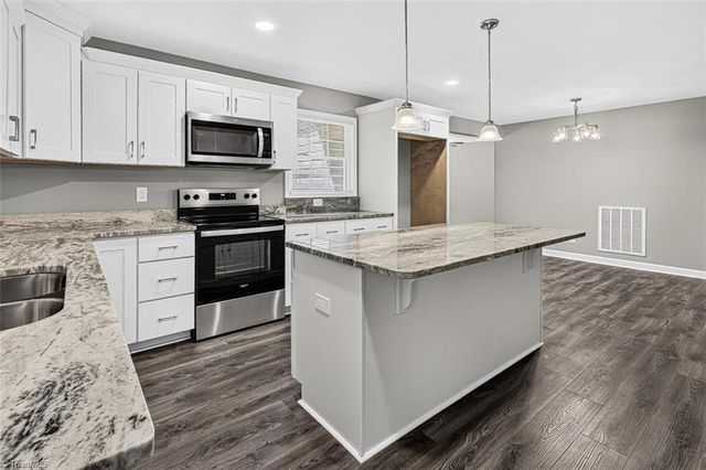 819 Sawyersville Road, Asheboro, NC 27205