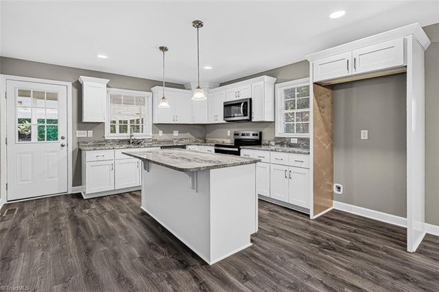 819 Sawyersville Road, Asheboro, NC 27205