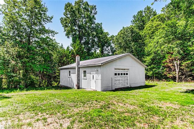 819 Sawyersville Road, Asheboro, NC 27205