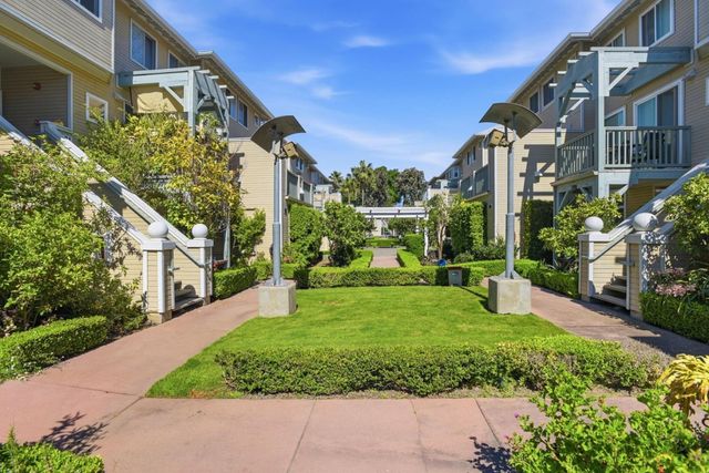 101 Blossom Circle H, San Mateo, CA 94403