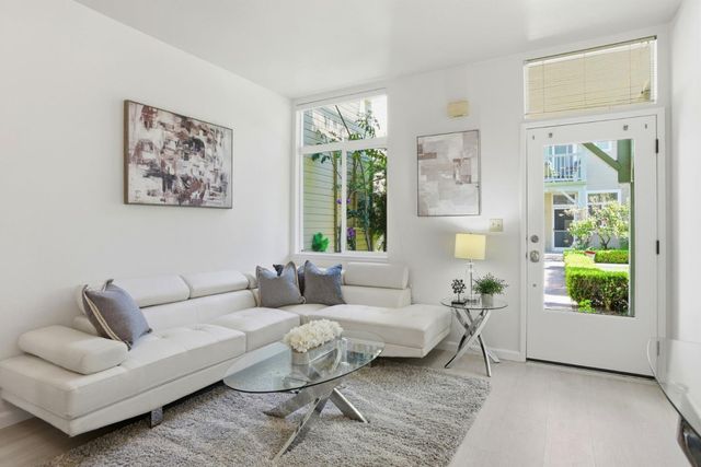 101 Blossom Circle H, San Mateo, CA 94403